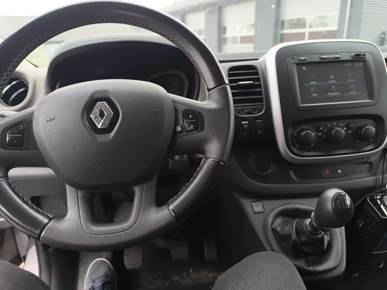Billede 10 - Renault Trafic T29 1,6 dCi 125 L2H1 Grand Passenger