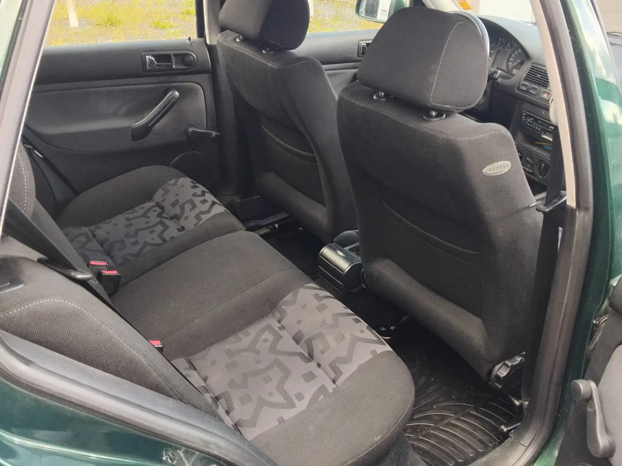 Billede 5 - NYSYNET VW GOLF 1,8 5 dørs