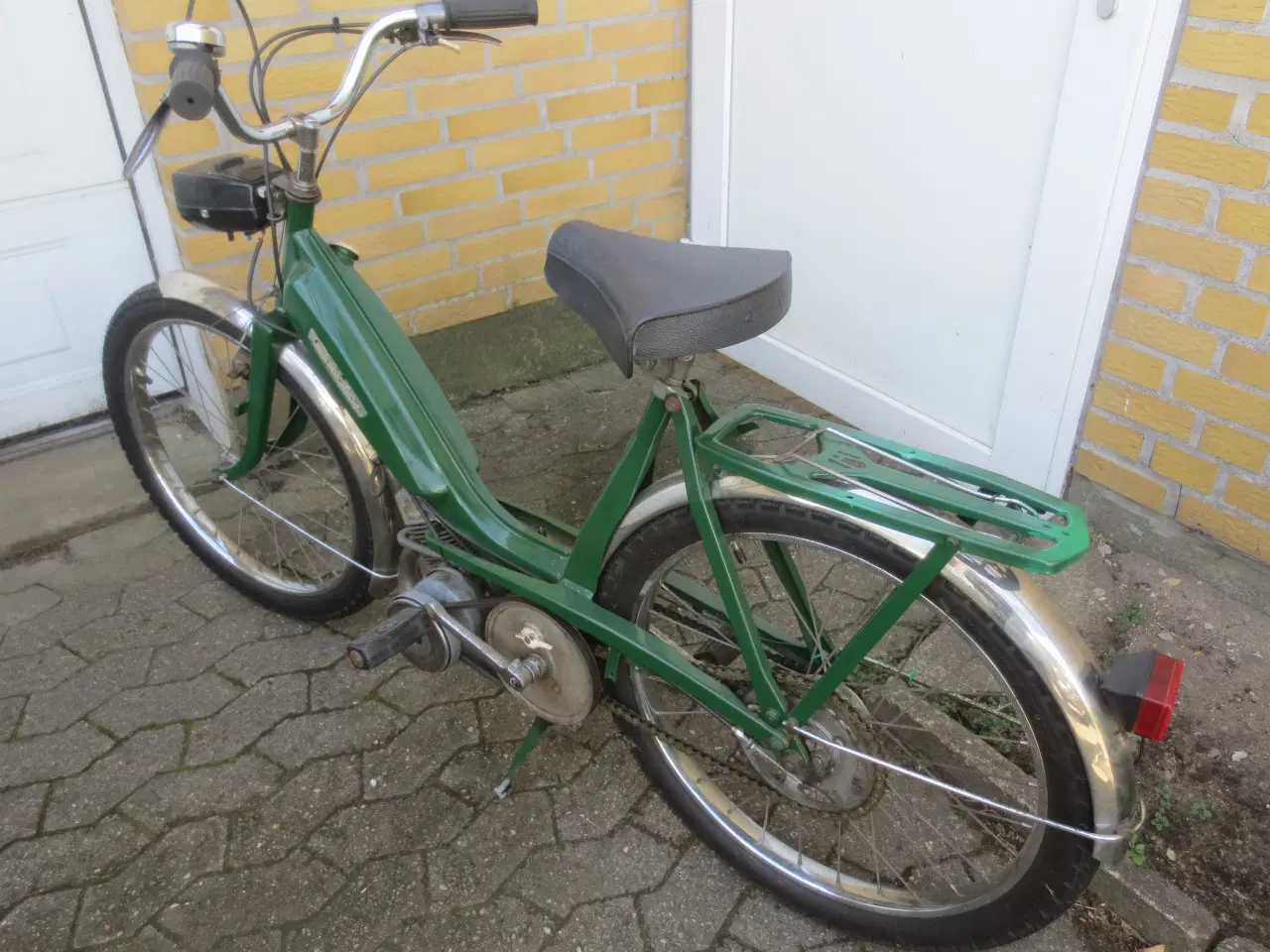 Billede 2 - 1 stk Cady Model Motobecane  Med Nye dæk 