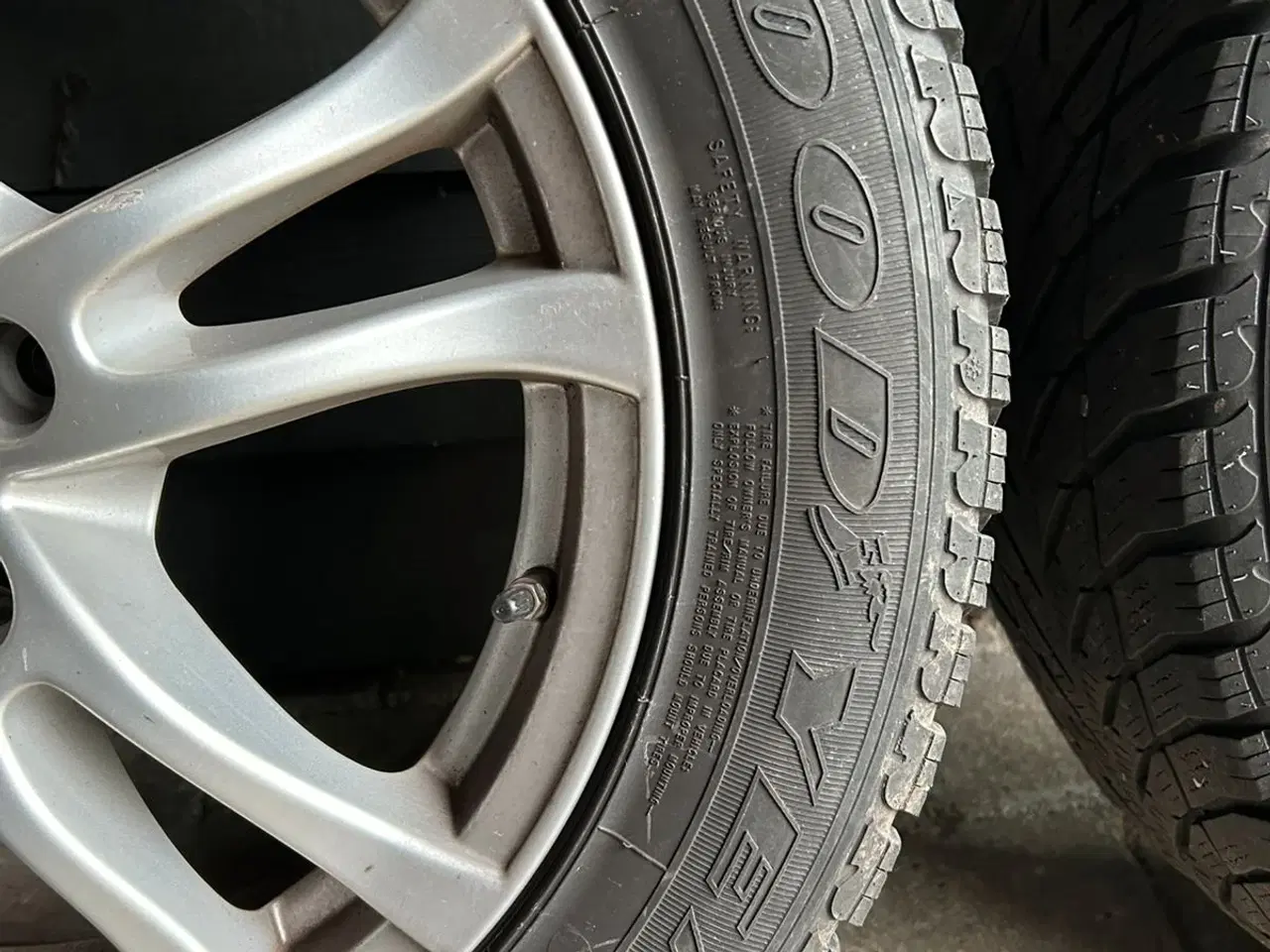 Billede 3 - Vinterdæk (fra Ford S-Max)