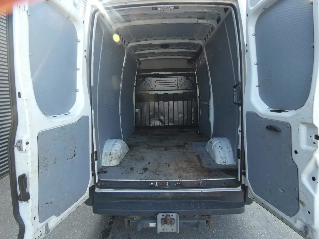 Billede 8 - Iveco Daily 35S16 10,8m3 2,3 D Hi-Matic 156HK Van 8g Aut.