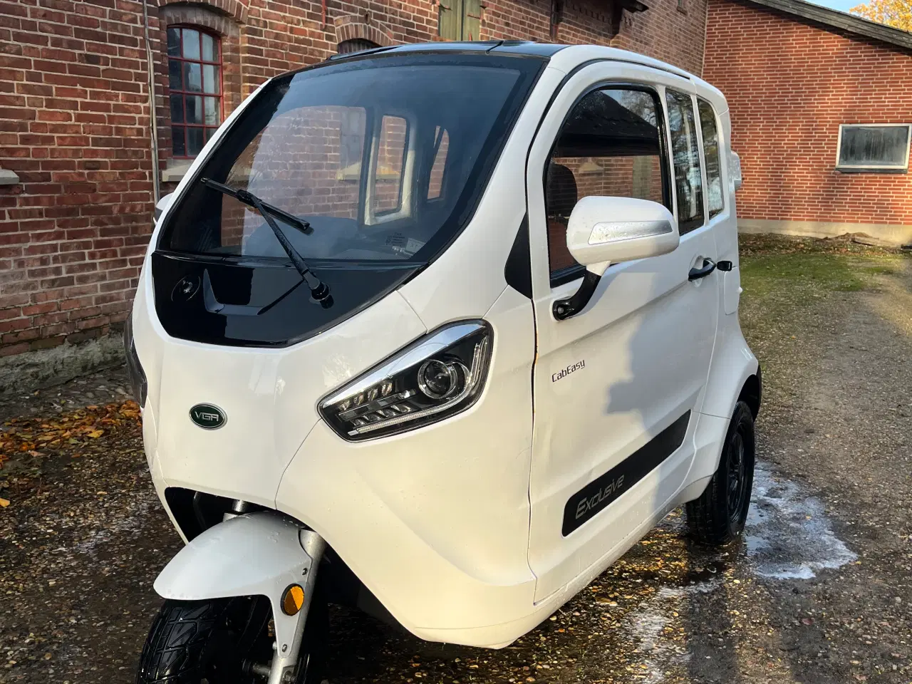Billede 2 - VGA kabinescooter 
