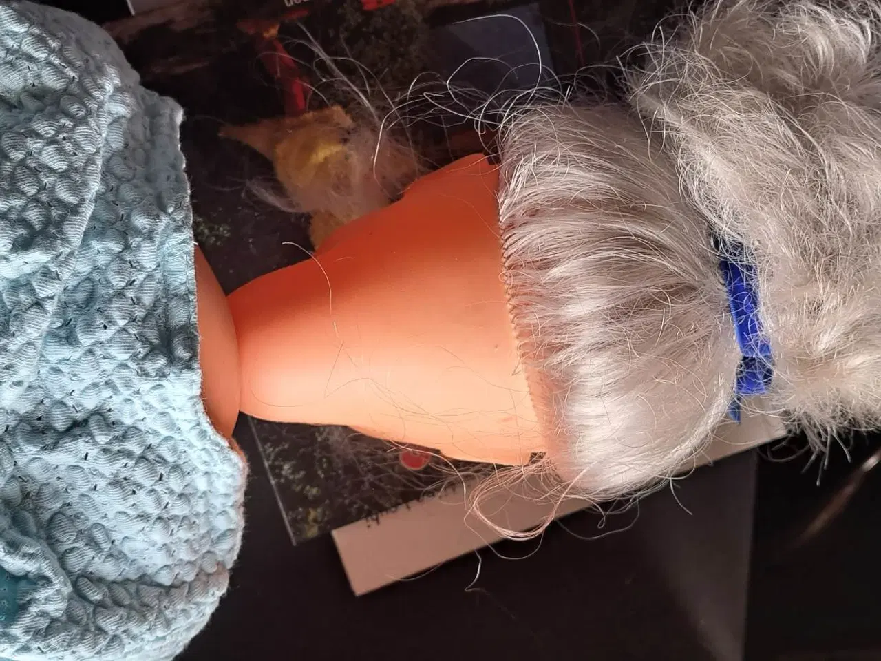 Billede 4 - Ældre Dukke