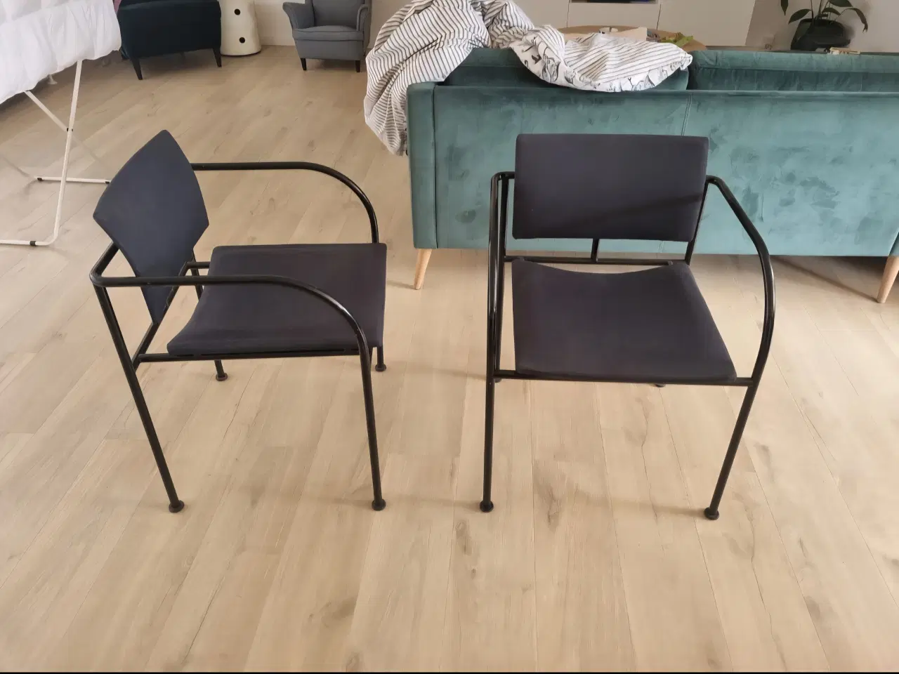 Billede 1 - Friis & Moltke, Stabelstole 2410