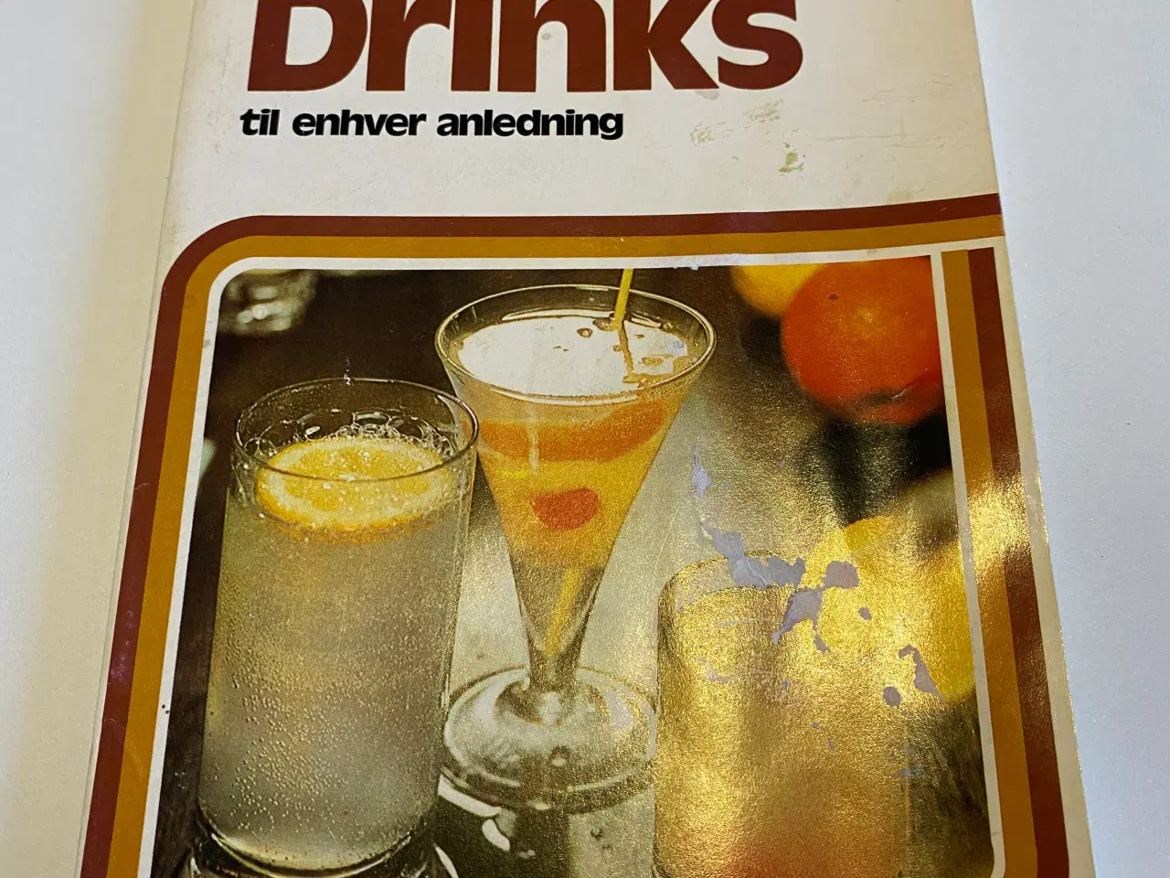 Billede 2 - Drinks bog og hæfter