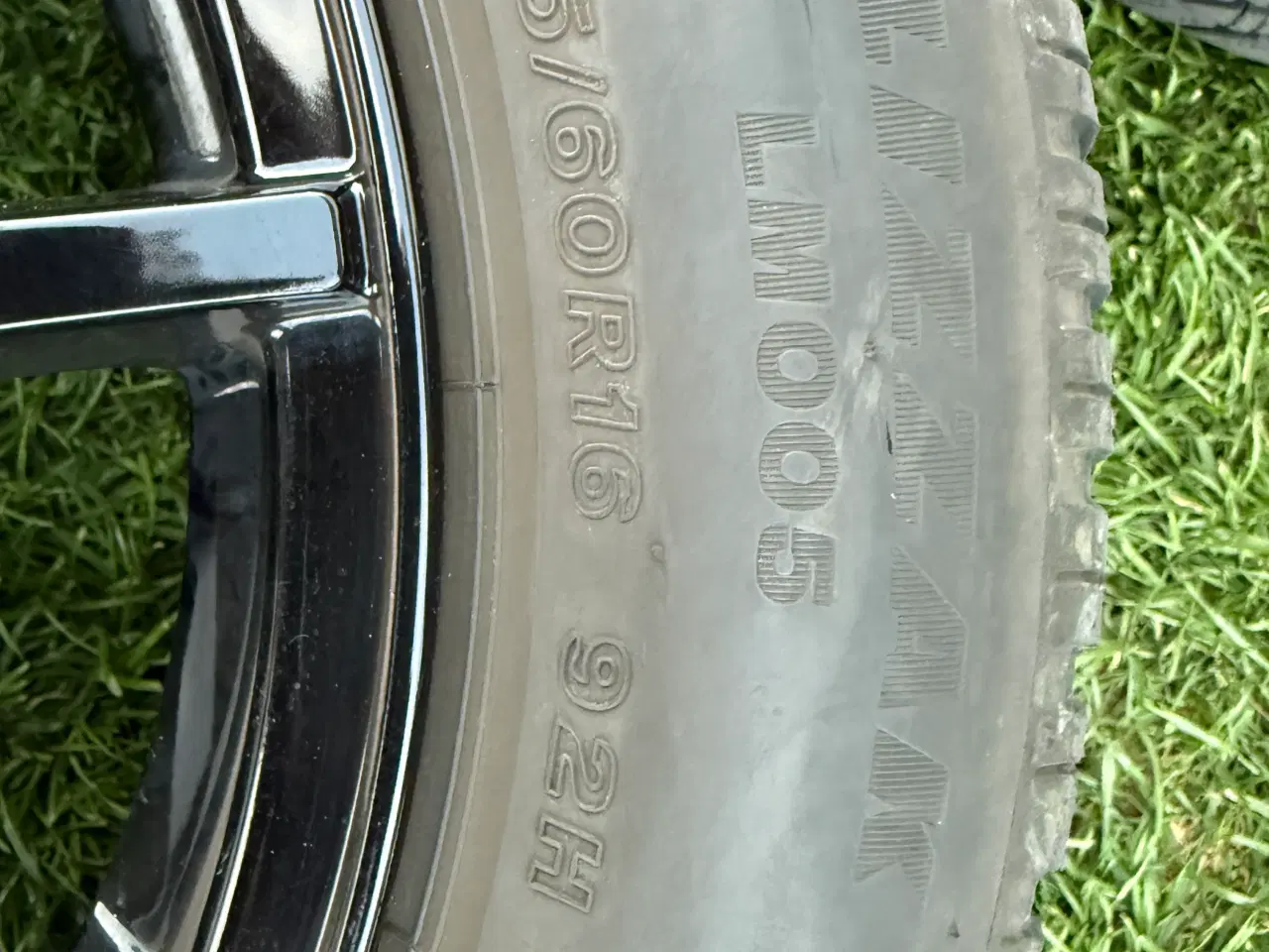 Billede 6 - Sorte Alu 16" vinterhjul 5x114,3