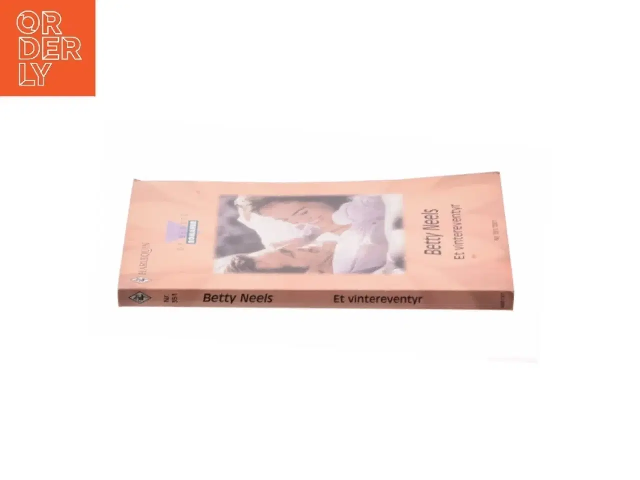 Billede 2 - Et vinterventyr af Betty Neels (Bog)