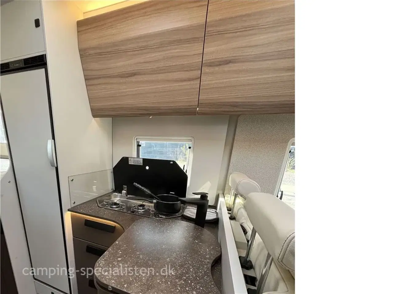 Billede 8 - 2026 - Bürstner   NYHED! Bürstner B66 TD 690 2026 kampagnemodel - Kommer snart hos Camping-Specialisten.dk