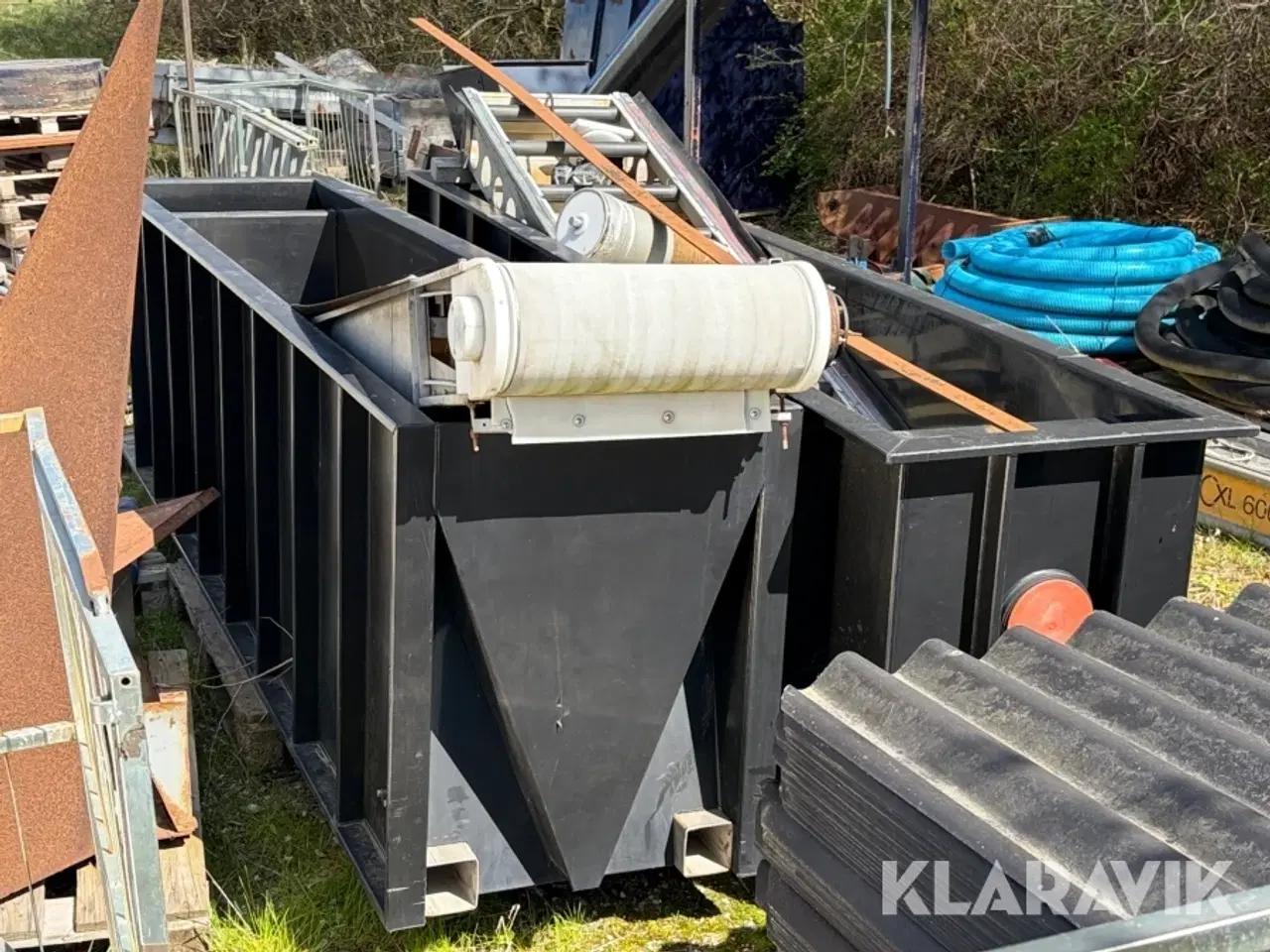 Billede 2 - Kar med transportbånd 2 styk