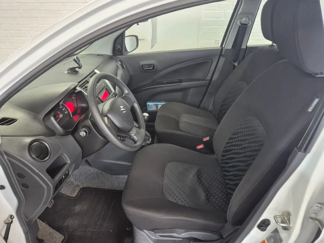 Billede 6 - Suzuki Celerio 1,0 Dualjet 12V Club Xtra 68HK 5d