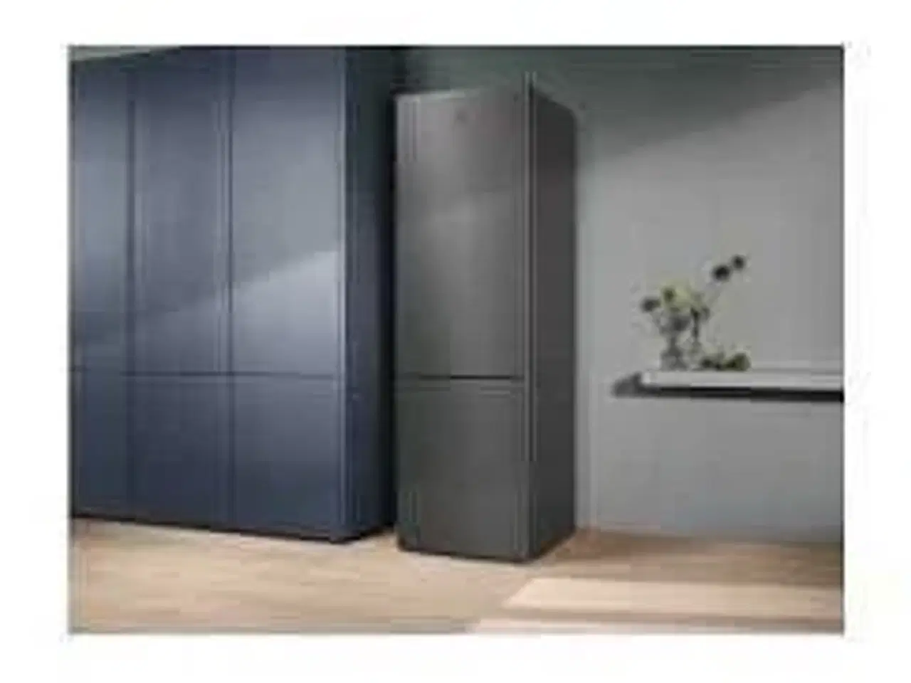 Billede 1 - Electrolux 600 Serien kølefryseskab LNC7ME36X2
