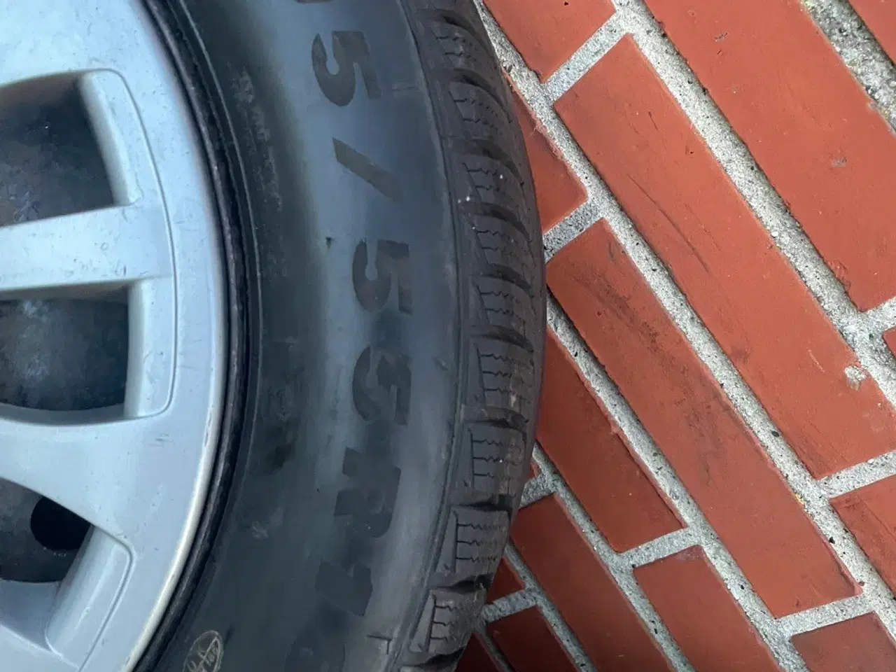 Billede 6 - 16” Renault vinterhjul med gode vinterdæk på