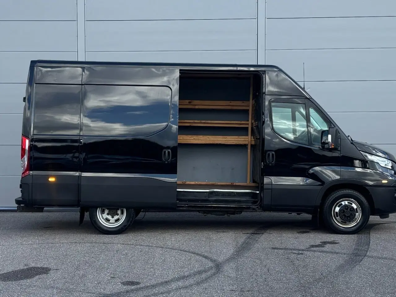 Billede 10 - Iveco Daily 3,0 35C18 12m³ Van AG8