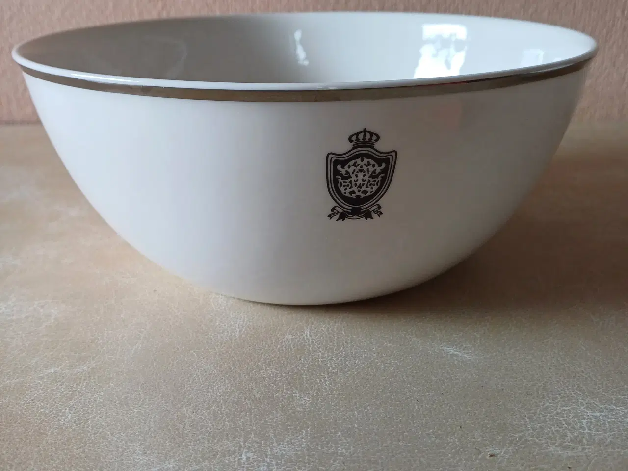 Billede 1 - Hvide Skåle i porcelæn af Anna Berg - 2 stk. 