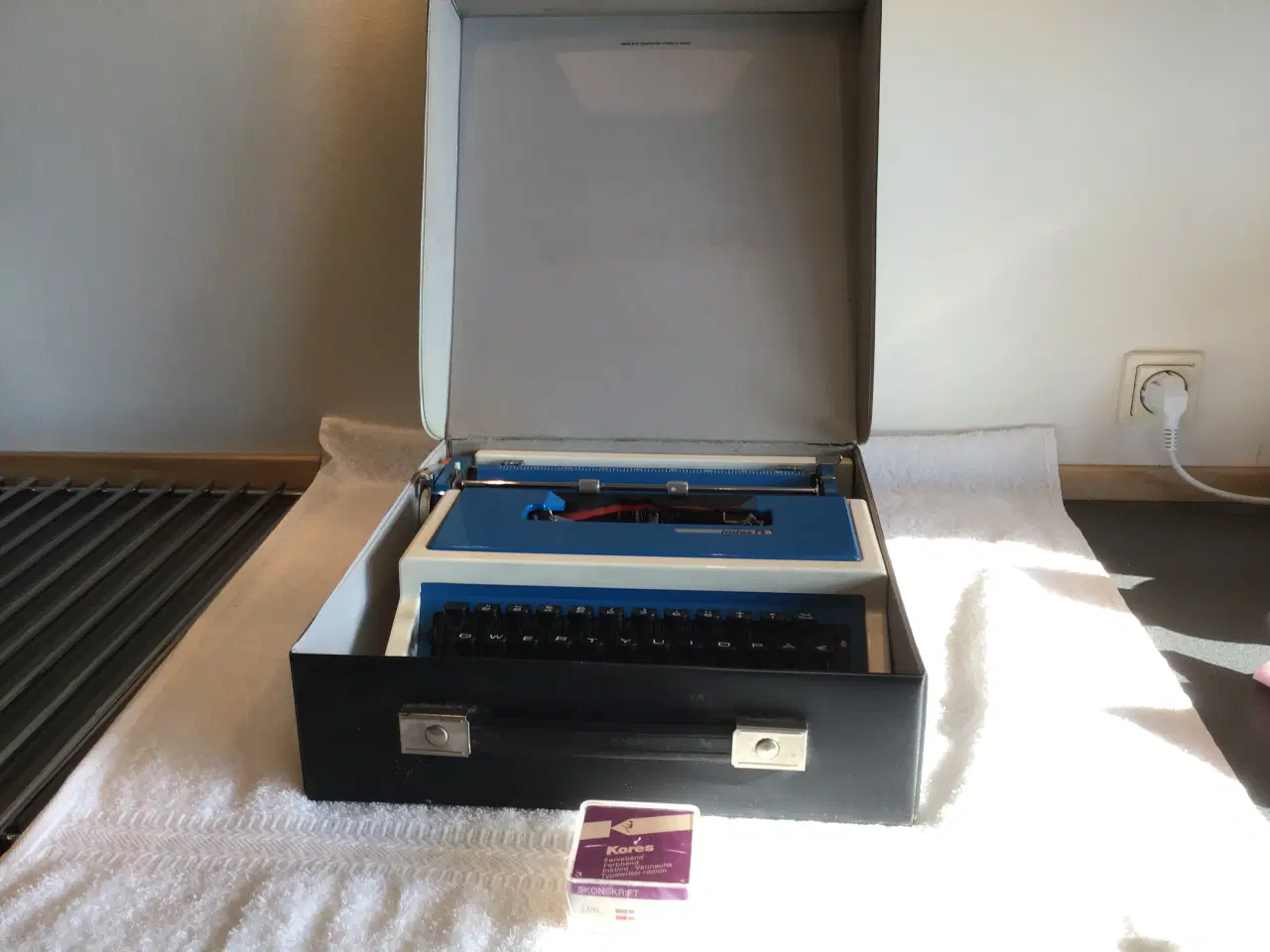 Billede 7 - Skrivemaskine  rejseskrivemaskine, som ny