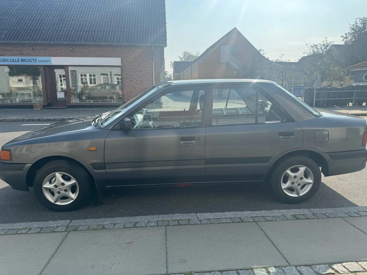 Billede 3 - Mazda 323 glx