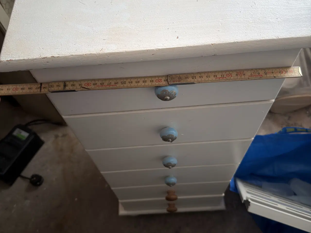 Billede 2 - Hvid kommode