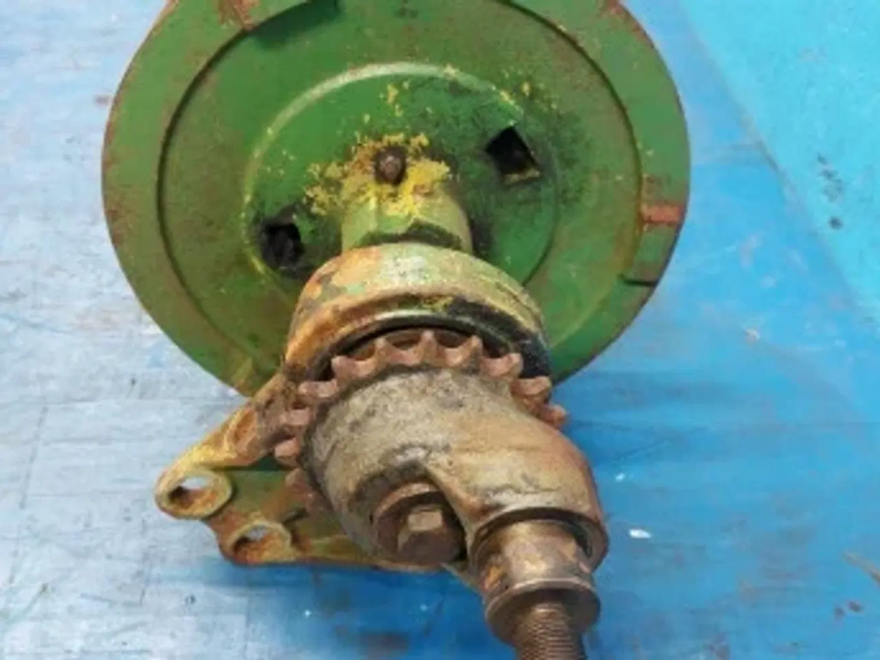 Billede 7 - John Deere 1000 14 Fod V-skive og aksel Z11169