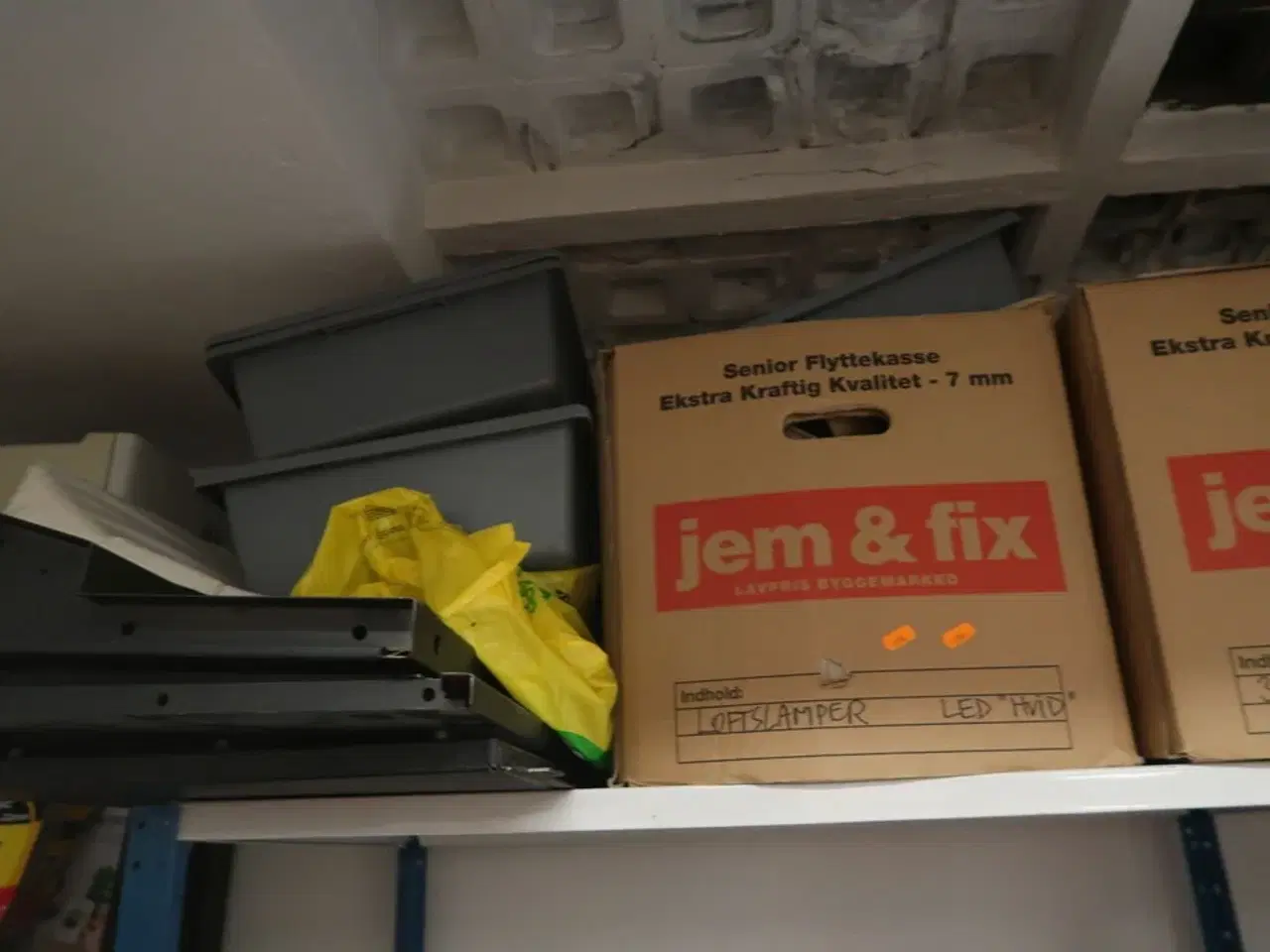 Billede 1 - Kasse med loftslamper LED