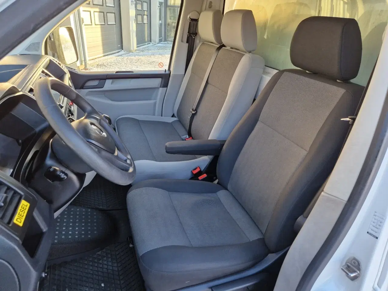 Billede 9 - VW Transporter 2,0 TDi 150 Alukasse m/lift