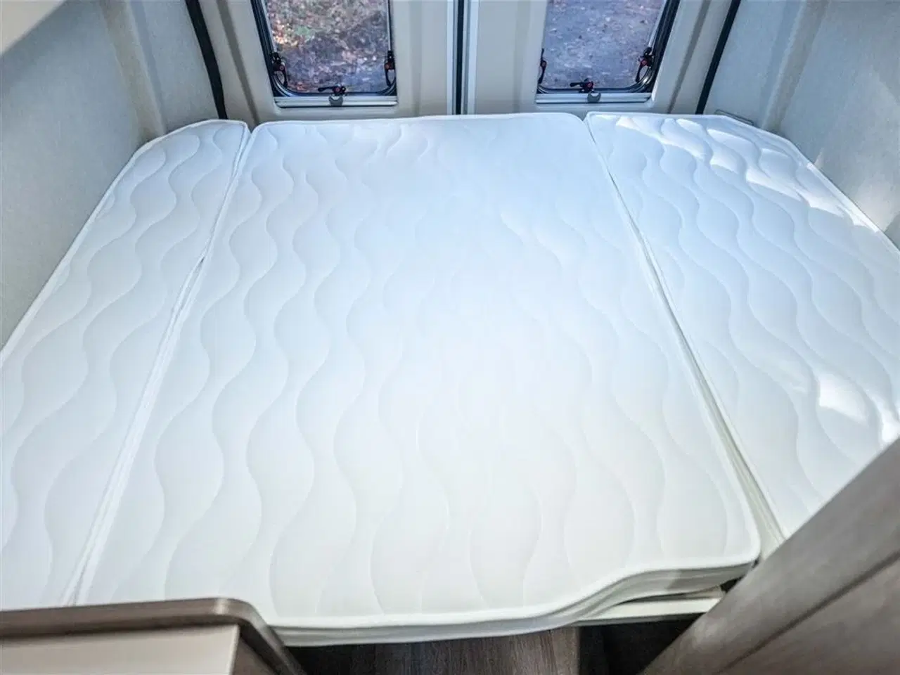 Billede 9 - 2026 - Benimar Benivan 144 UP   Benivan 144 UP 2025 er en fuldt udstyret 5,99 meter campervan