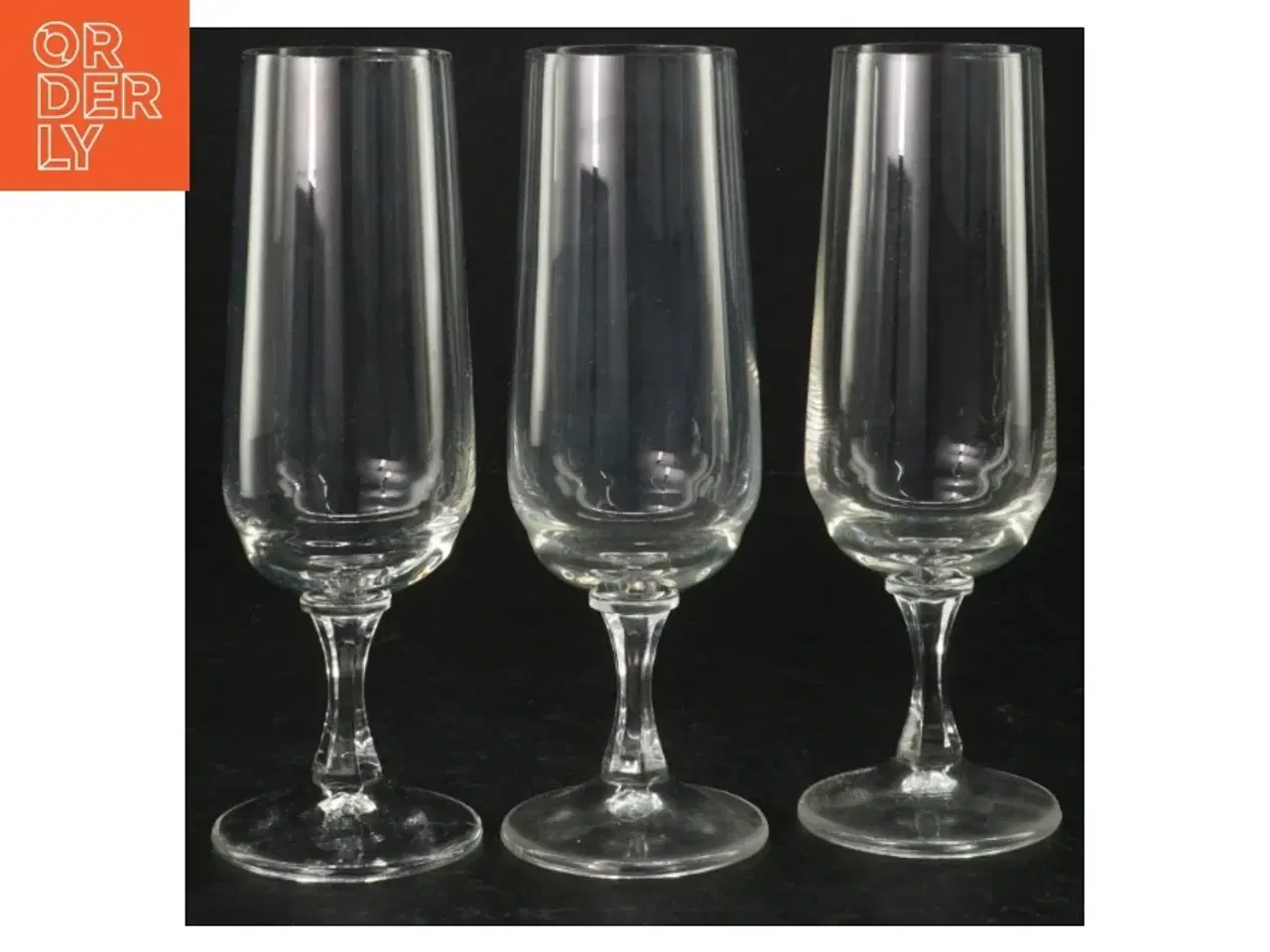 Billede 1 - Champagneglas  (3 stk) (str. 16,5 cm)
