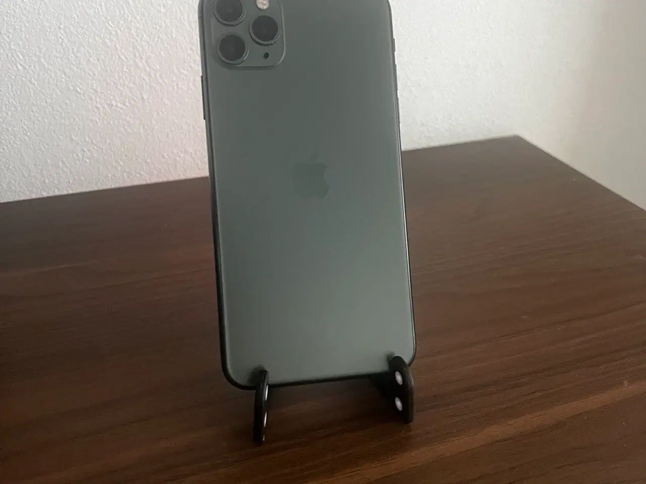 Billede 4 - velholdt iphone 11 pro max, 100% batteri