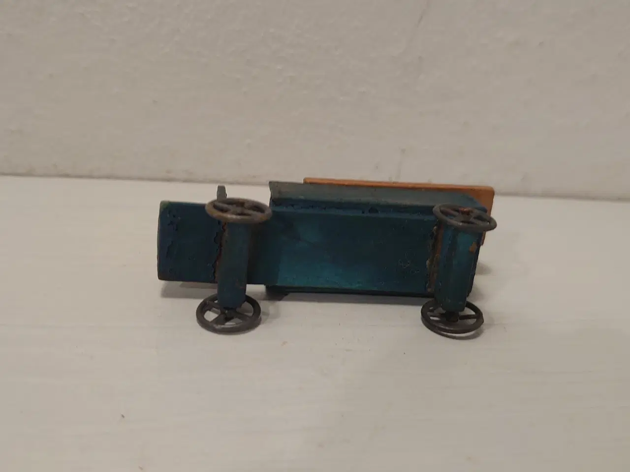 Billede 4 - Erzgebirge. lastbil m. tømmer og pers.Ca 1920