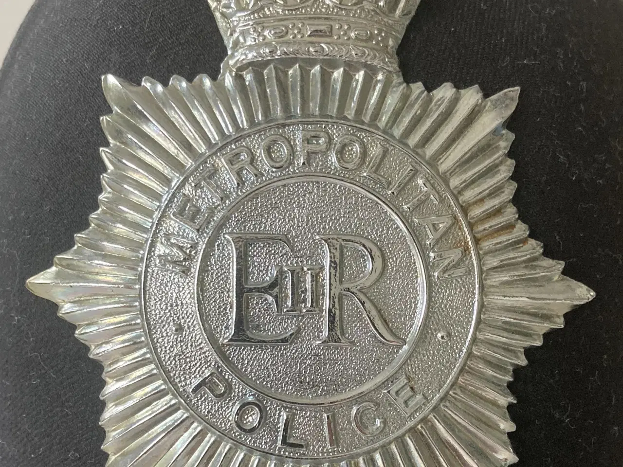 Billede 2 - Politi Bobby hjelme "METROPOLITAN POLICE"
