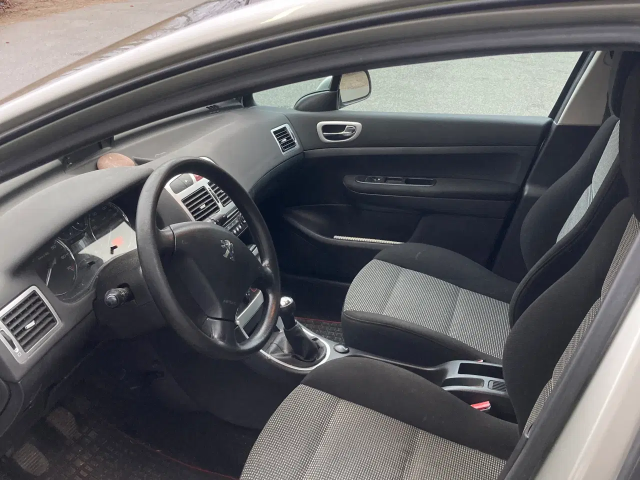 Billede 5 - Velkørende billig bil