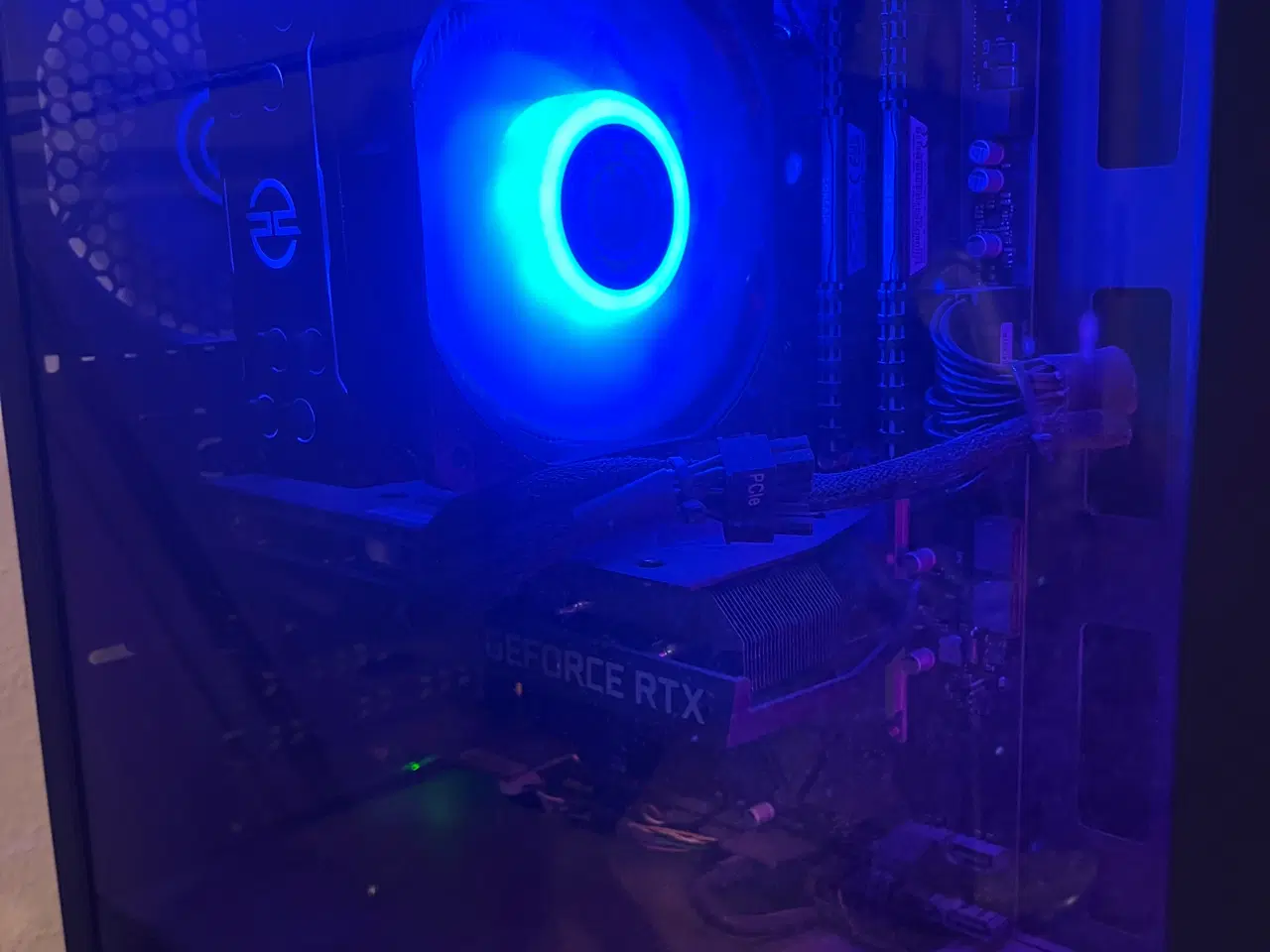 Billede 4 - Gamer pc fra pcspecialist