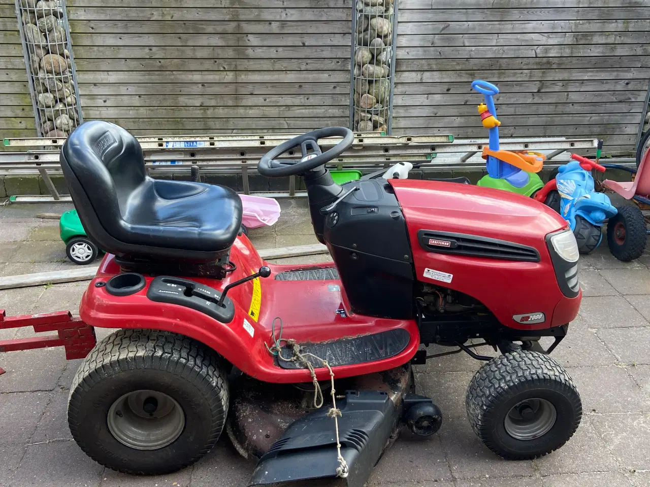 Billede 9 - Craftsman LTS2000 havetraktor med vogn og rive