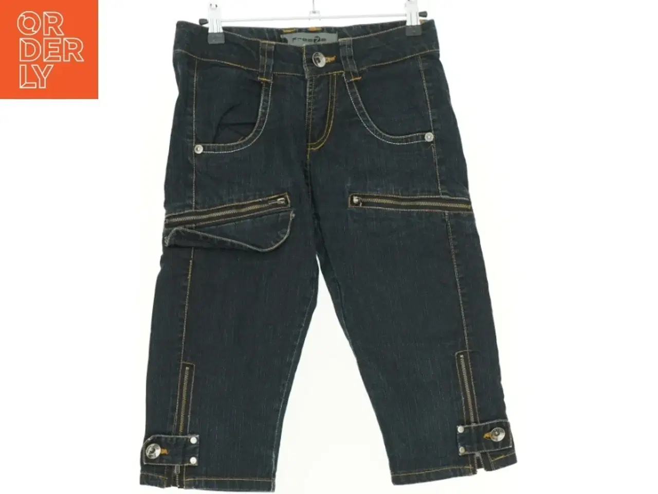 Billede 1 - Shorts demin (str. 146 cm)