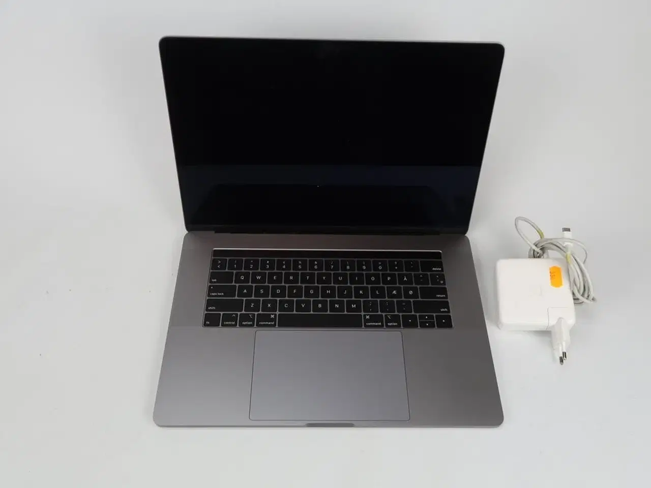 Billede 1 - Apple MacBook Pro 15,4" IPS i7-8750H
