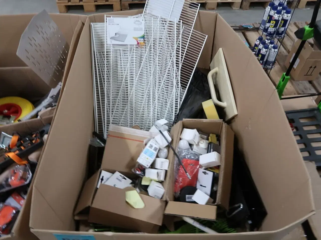 Billede 2 - Palle med stort parti handelsvarer