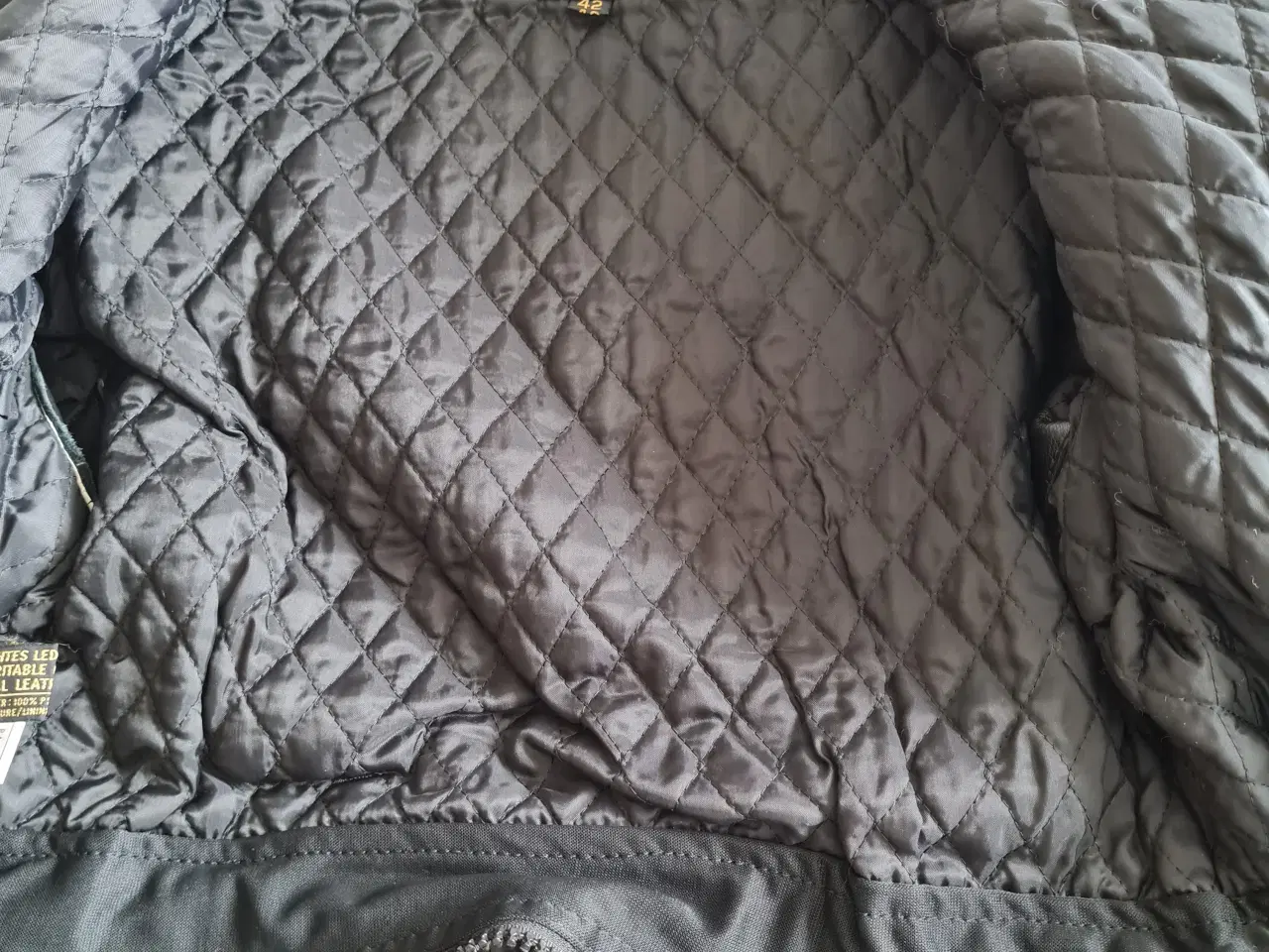 Billede 5 - Mc-jakke ægte læder,  dame