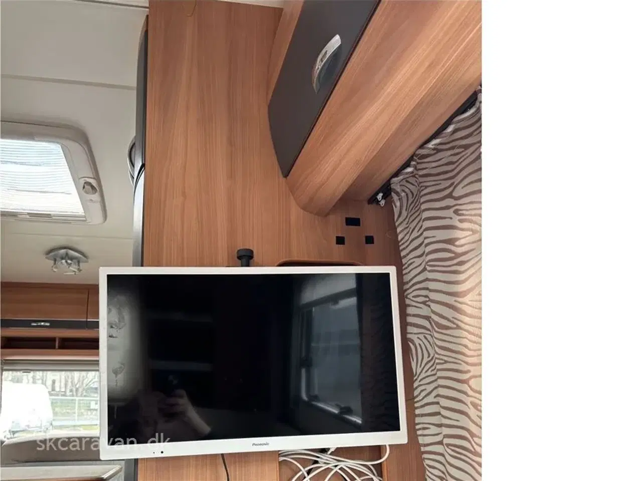 Billede 8 - 2013 - Hobby De Luxe 460 UFe Pæn og velholdt campingvogn
