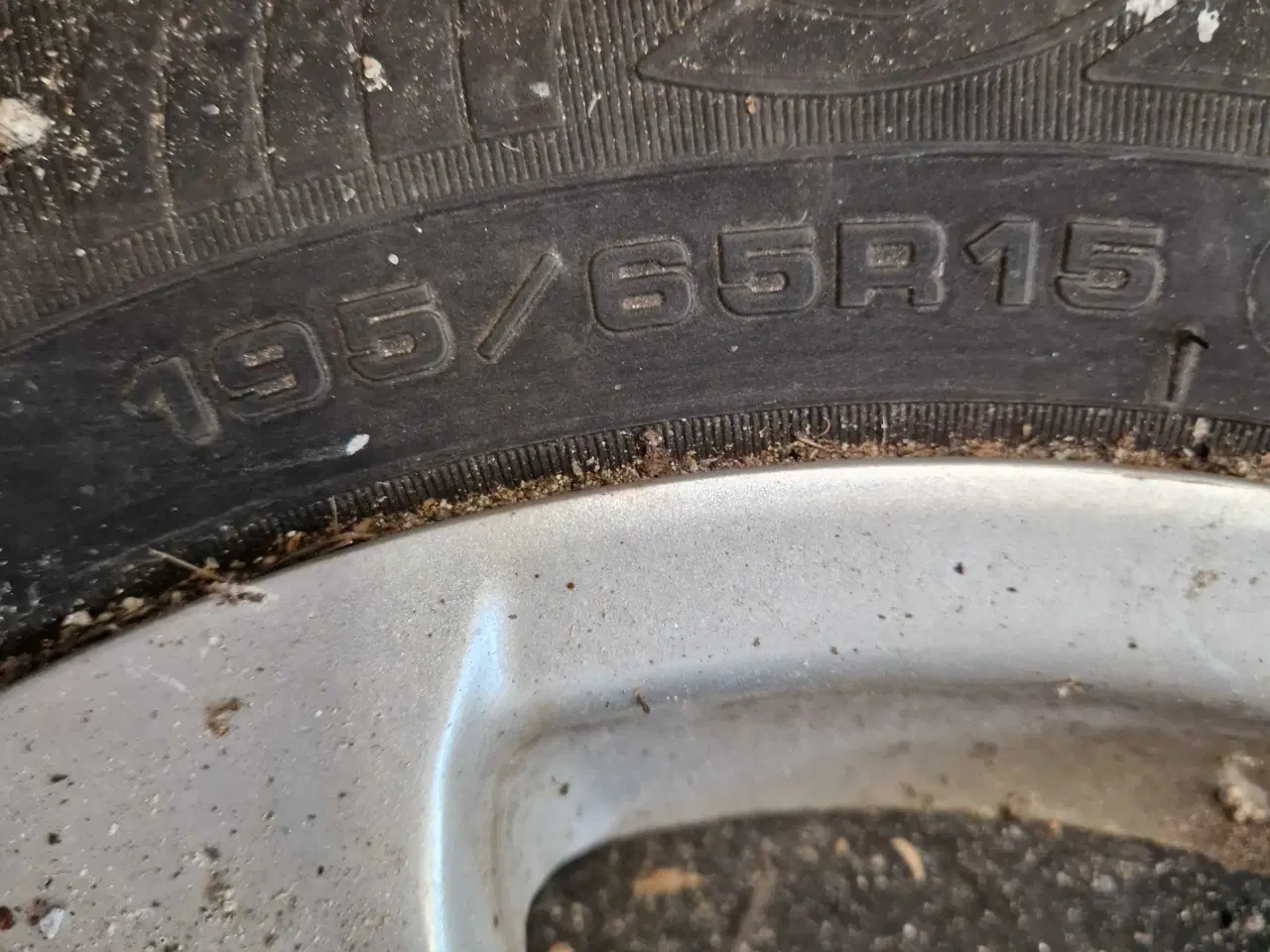 Billede 2 - Vinterdæk 195/65r15 