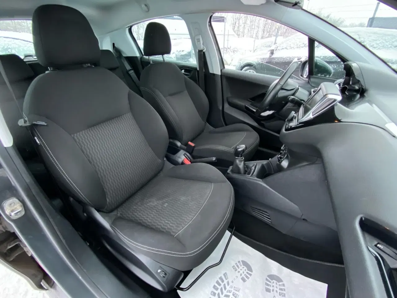 Billede 7 - Peugeot 208 1,6 e-HDi Allure 92HK 5d