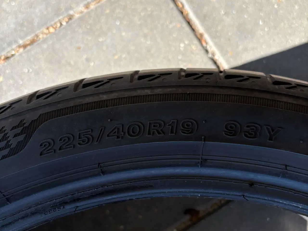 Billede 3 - Bridgestone sommerdæk