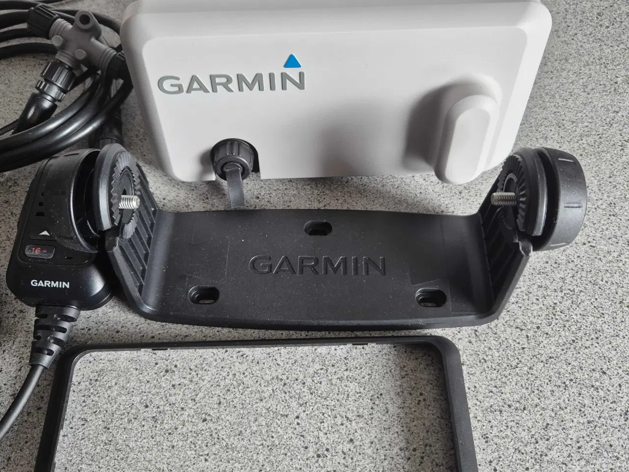 Billede 1 - Garmin VHF 215i Marineradio - Ikke AIS model