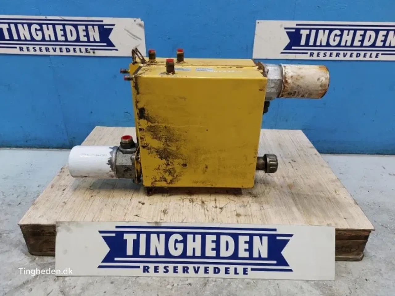 Billede 1 - New Holland FX38 Hydrauliktank 84429993