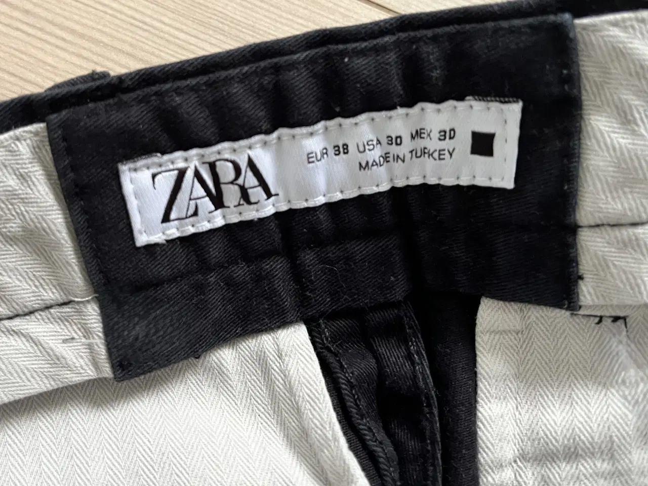 Billede 6 - Bukser, Zara, Str. 38 / S, Sort