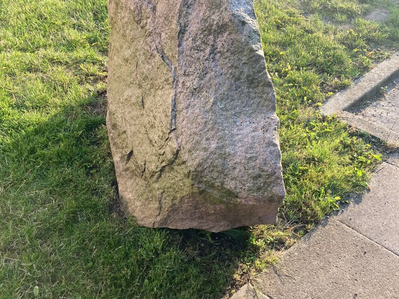 Billede 4 - Stor sten bortgives