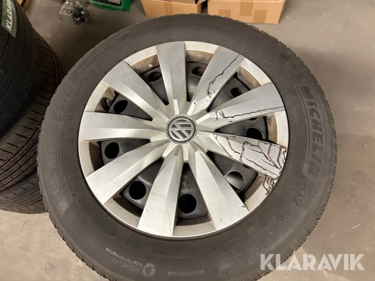 Billede 2 - Dæk med fælge Giugiaro/Michelin/Goodyear – 3 sæt