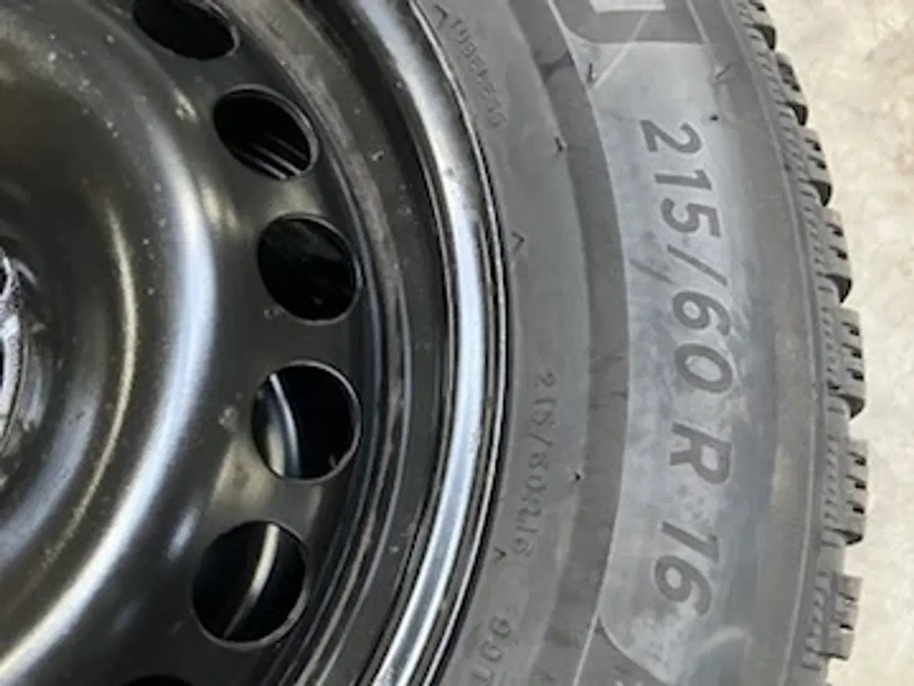 Billede 2 - Vinterdæk til Ford s-max