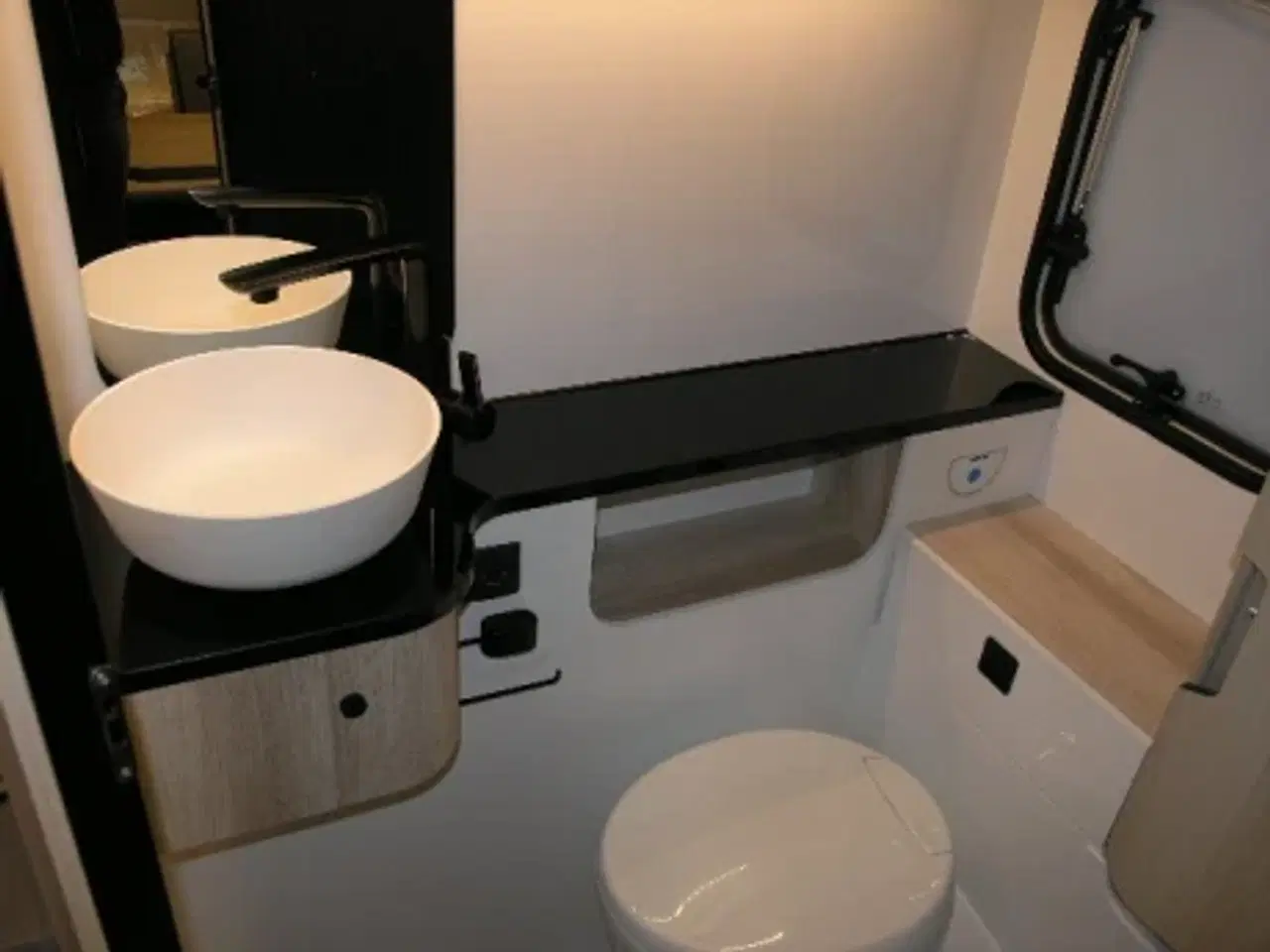 Billede 10 - Hobby De Luxe 460 SFF DK Line