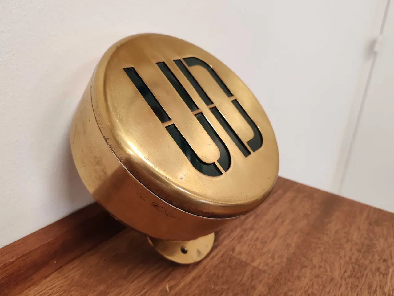 Billede 9 - Ud lysskilt i messing