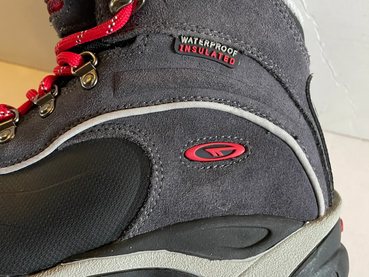Billede 1 - Nye Hi Tec vinterstøvler i str. 33