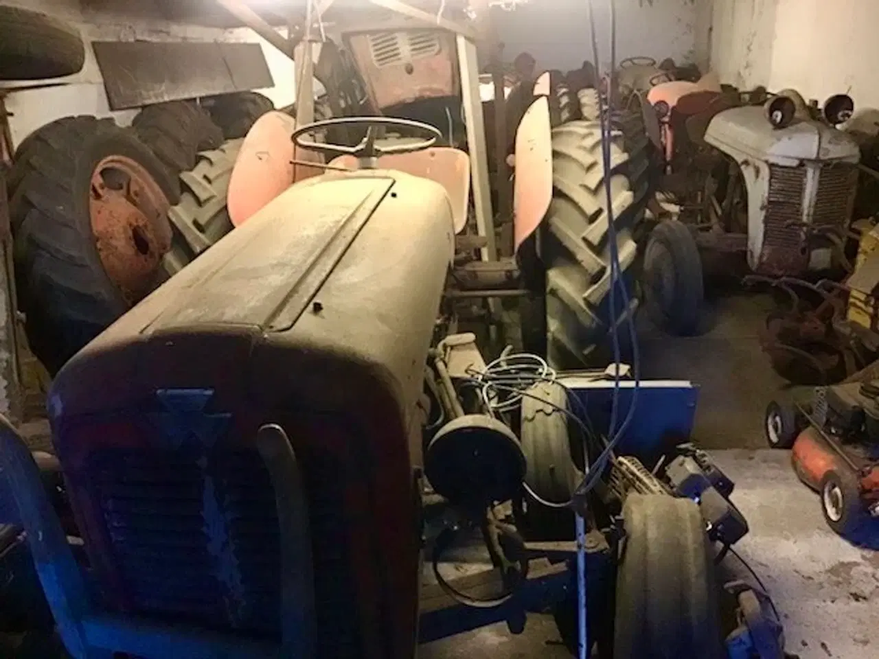 Billede 2 - Ferguson 31 og 35 benzin sælges. 🚜